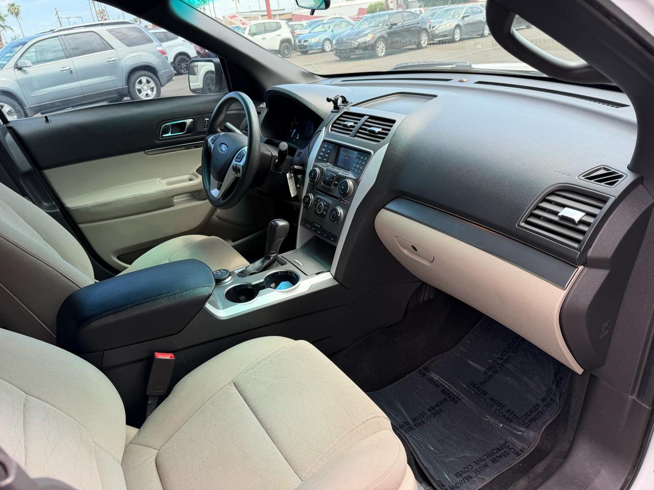 Ford Explorer Base 4WD 2015