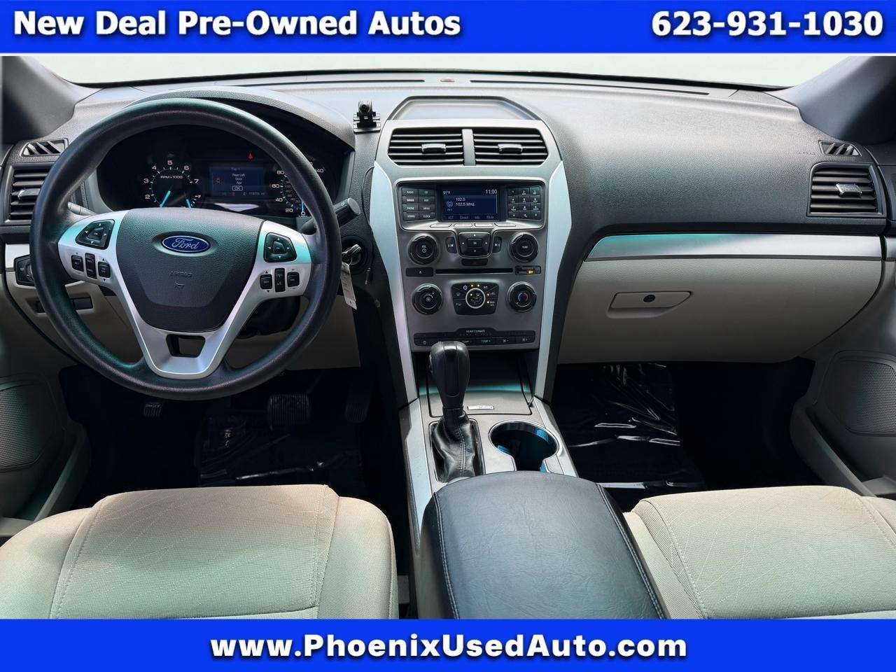 Ford Explorer Base 4WD 2015