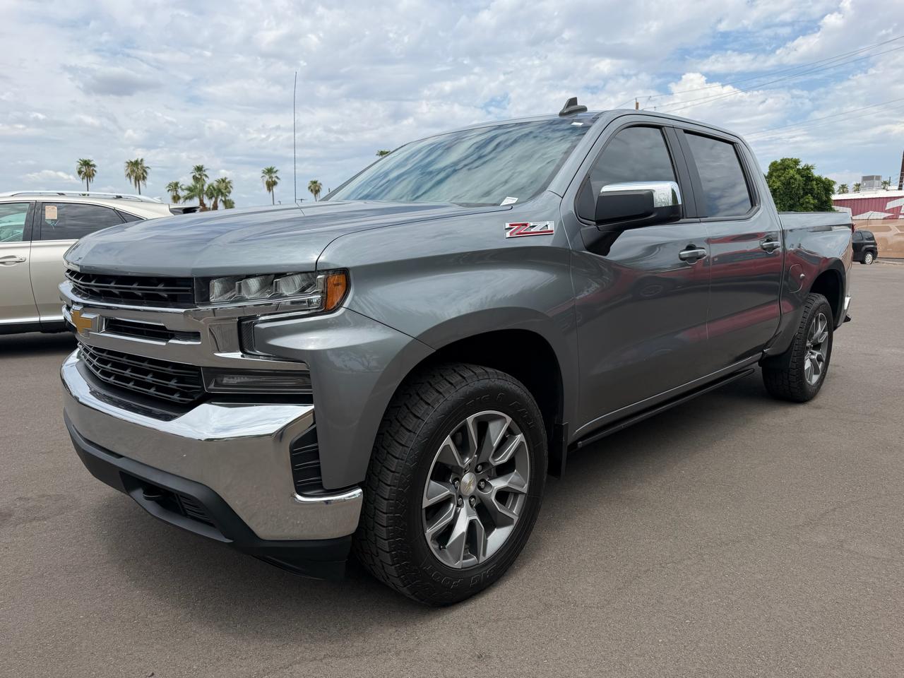 Chevrolet Silverado 1500 4WD Crew Cab 147" LT 2021