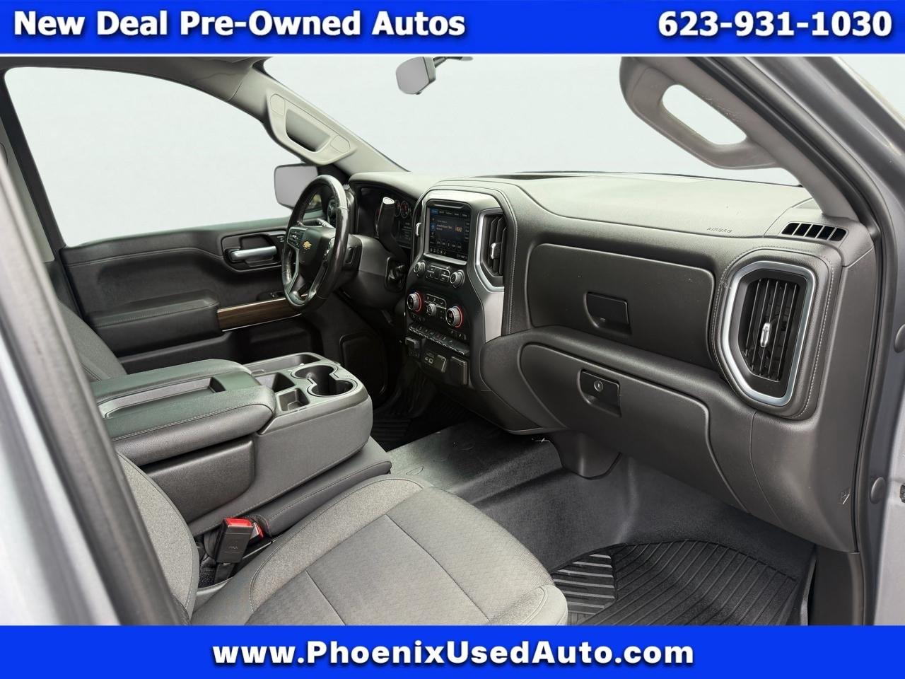 Chevrolet Silverado 1500 4WD Crew Cab 147" LT 2021