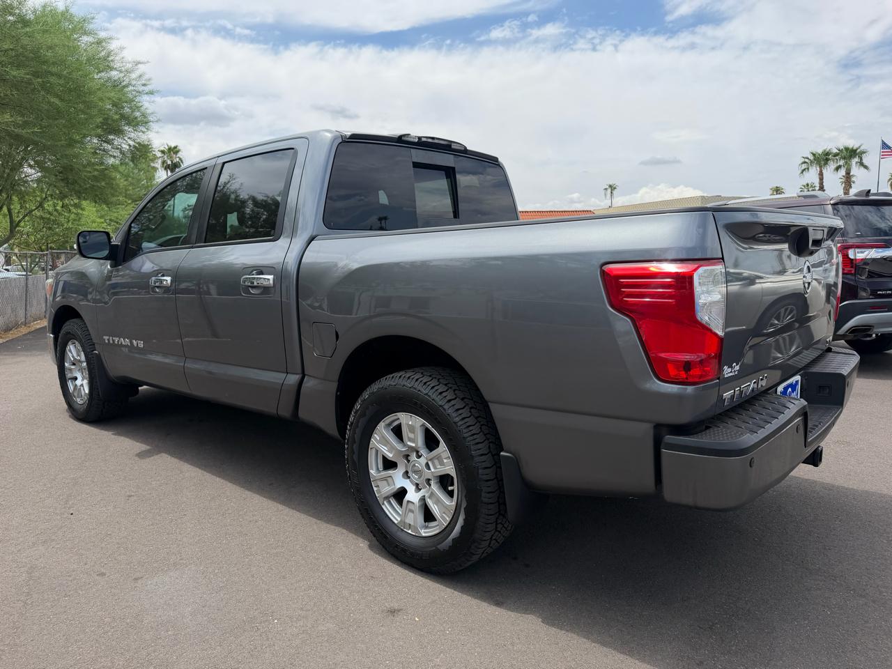 Nissan Titan Platinum Reserve Crew Cab 2WD 2018