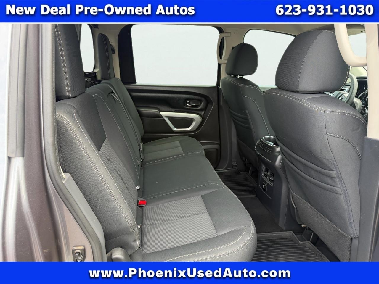 Nissan Titan Platinum Reserve Crew Cab 2WD 2018