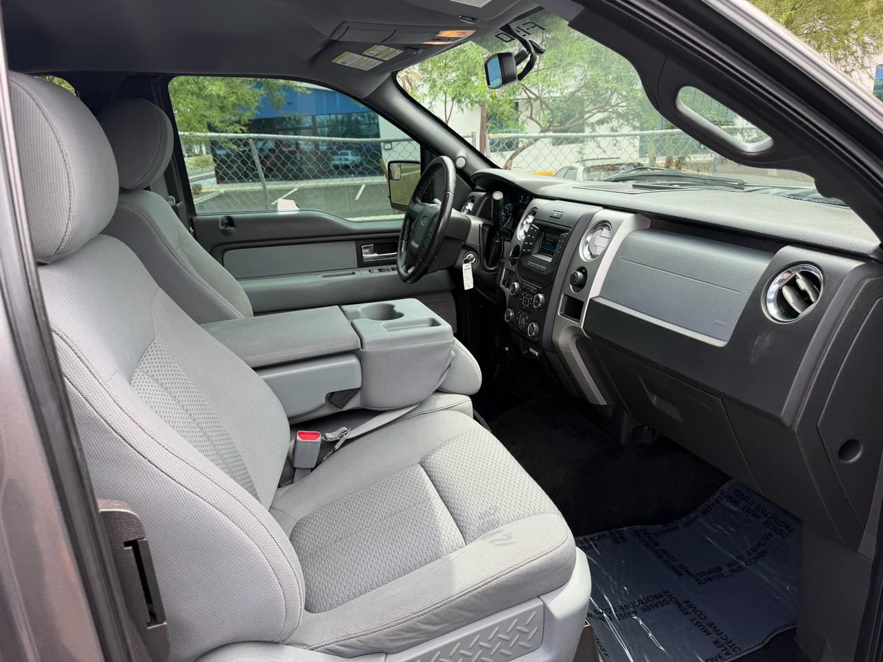 Ford F-150 2WD SuperCab 145" XL 2013