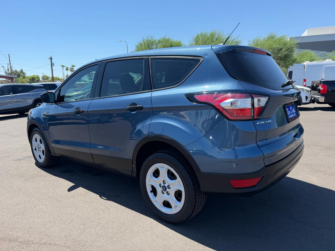 Ford Escape S FWD 2018