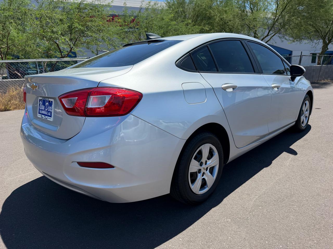 Chevrolet Cruze LS Auto 2018