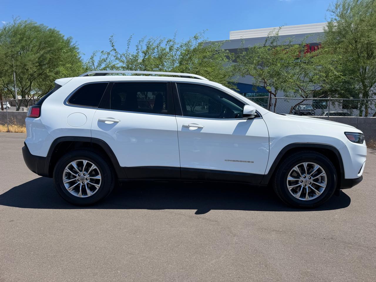 Jeep Cherokee Latitude Plus FWD 2019