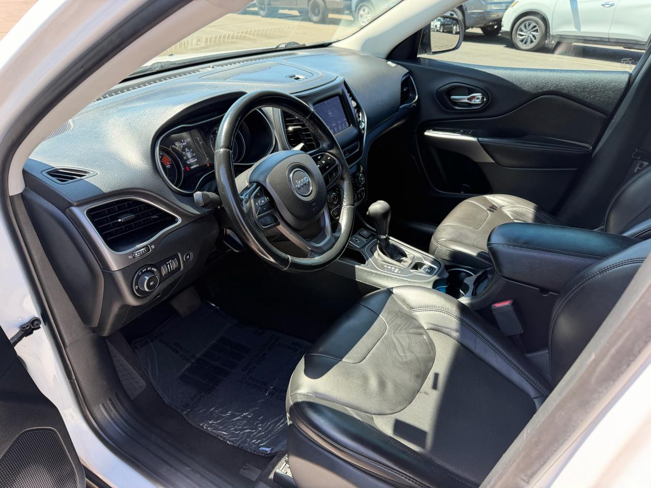Jeep Cherokee Latitude Plus FWD 2019