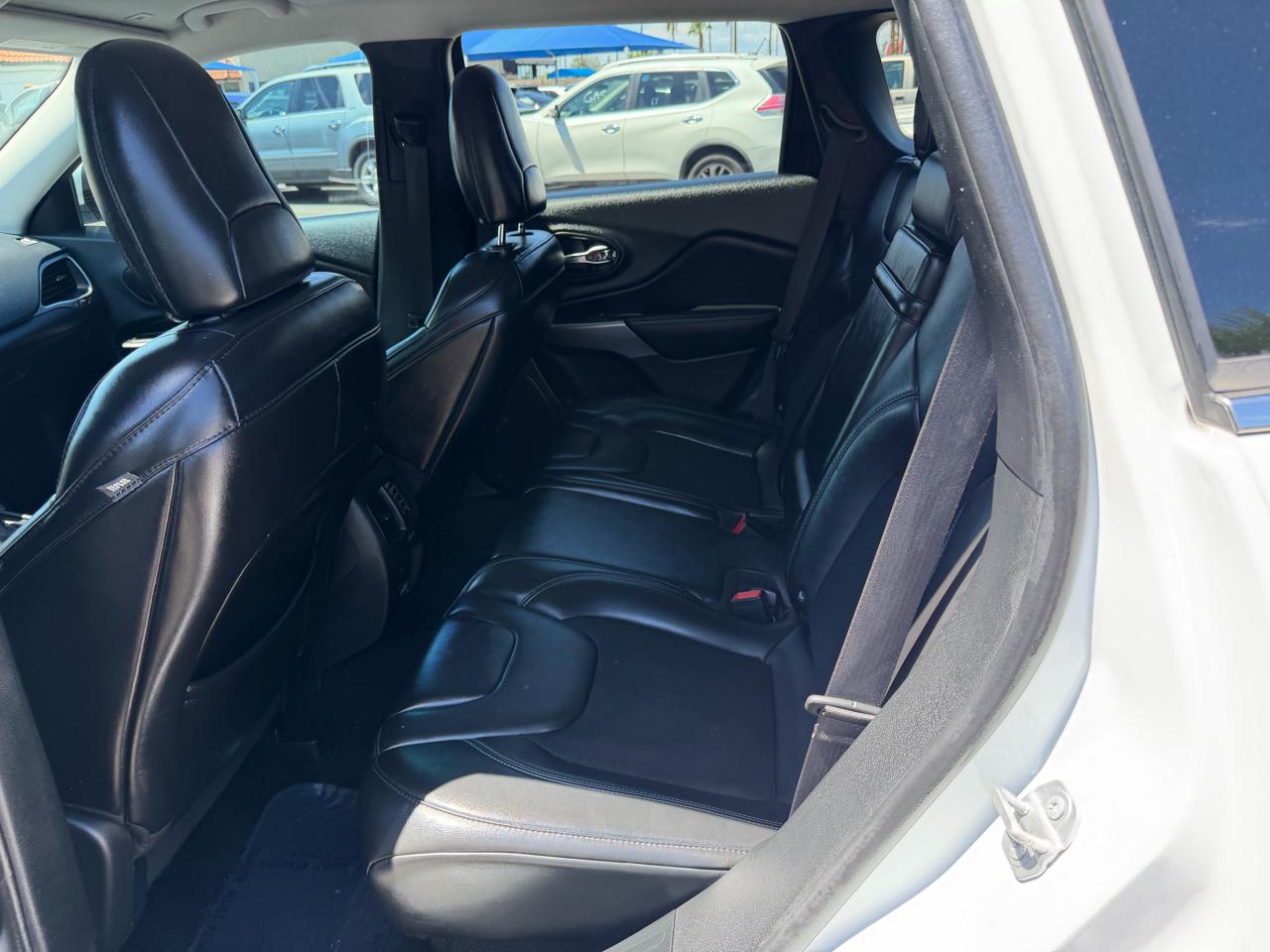 Jeep Cherokee Latitude Plus FWD 2019