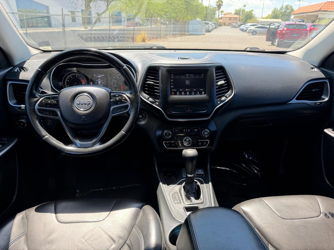 Jeep Cherokee Latitude Plus FWD 2019
