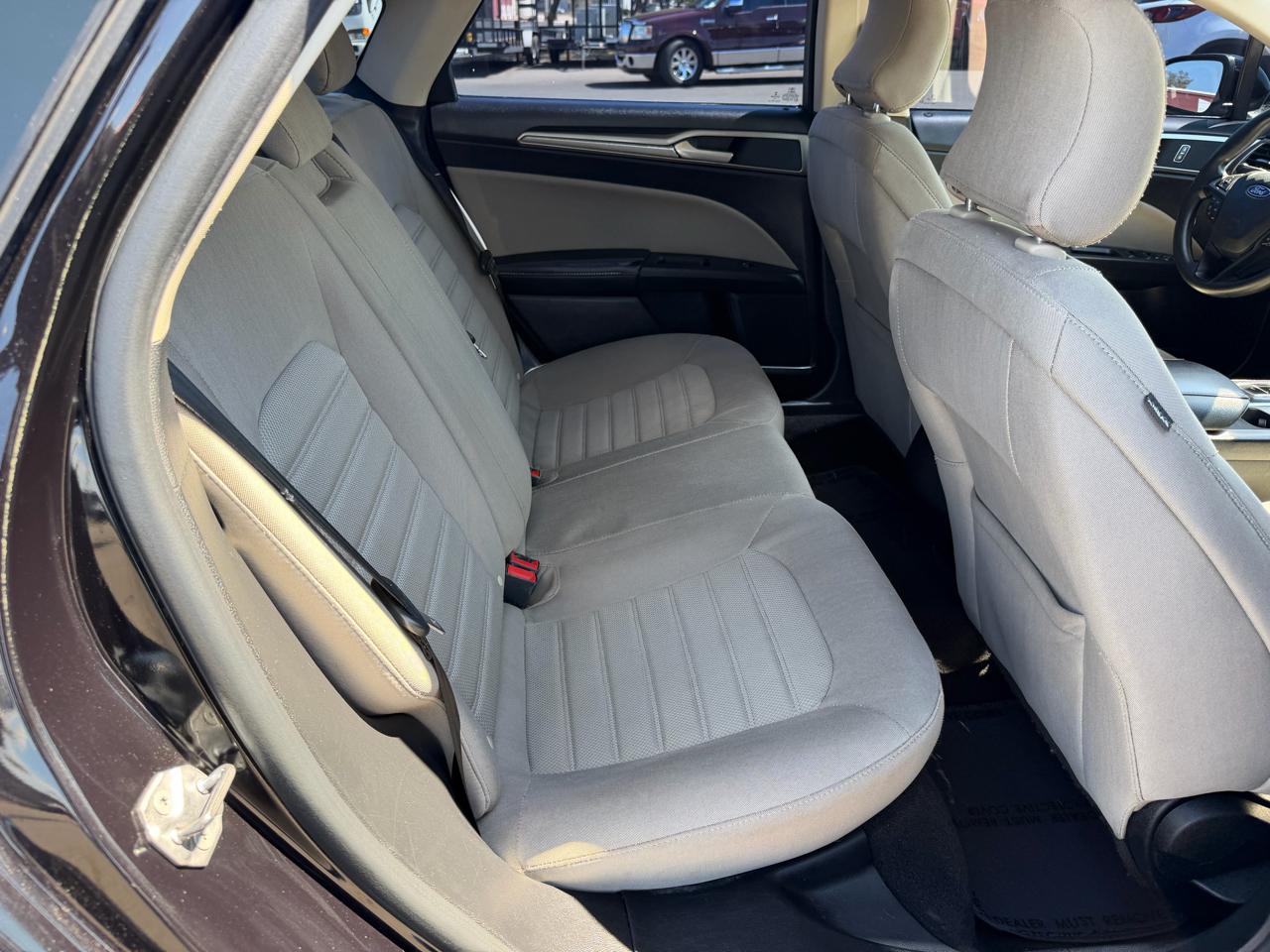 Ford Fusion S 2019