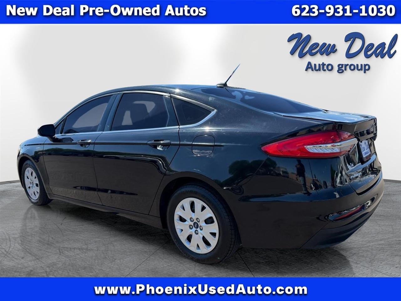 Ford Fusion S 2019