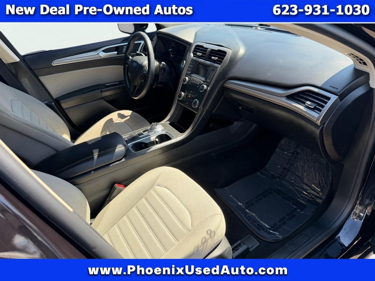 Ford Fusion S 2019
