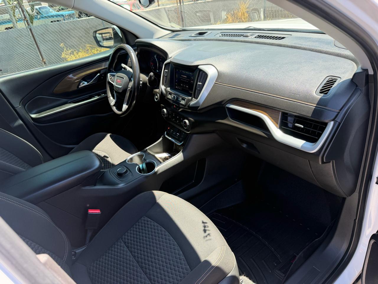 GMC Terrain SLE 2020