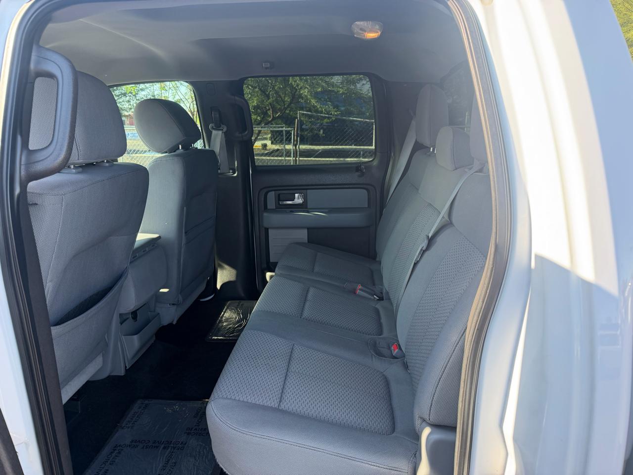 Ford F-150 4WD SuperCrew 139" XL 2014