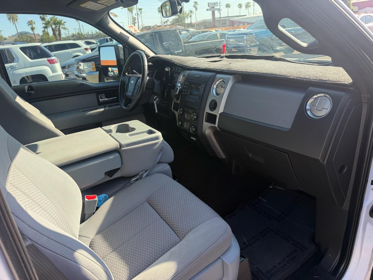 Ford F-150 4WD SuperCrew 139" XL 2014