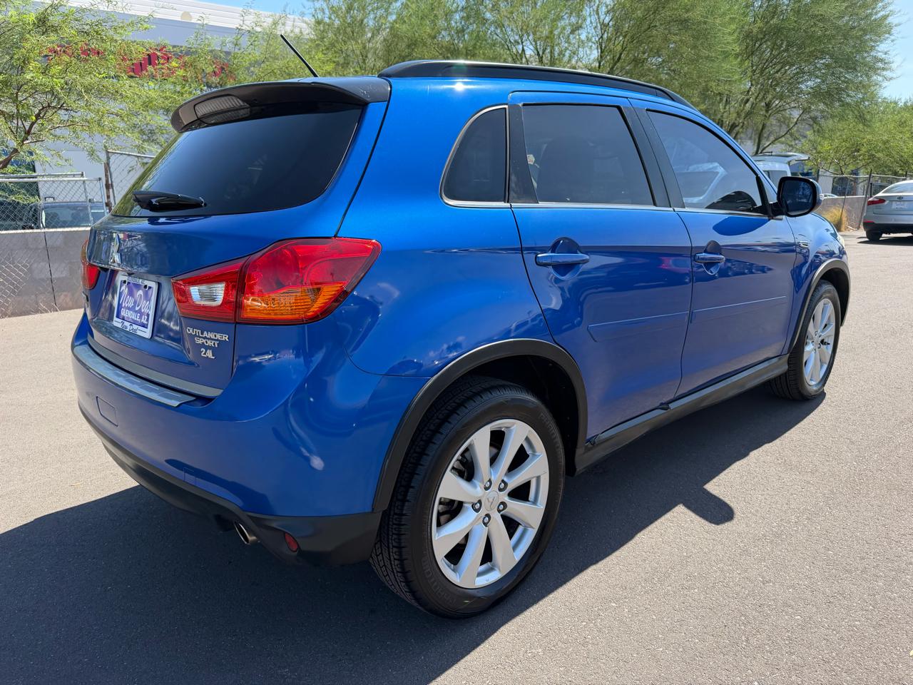 Mitsubishi Outlander Sport SE 2WD 2015