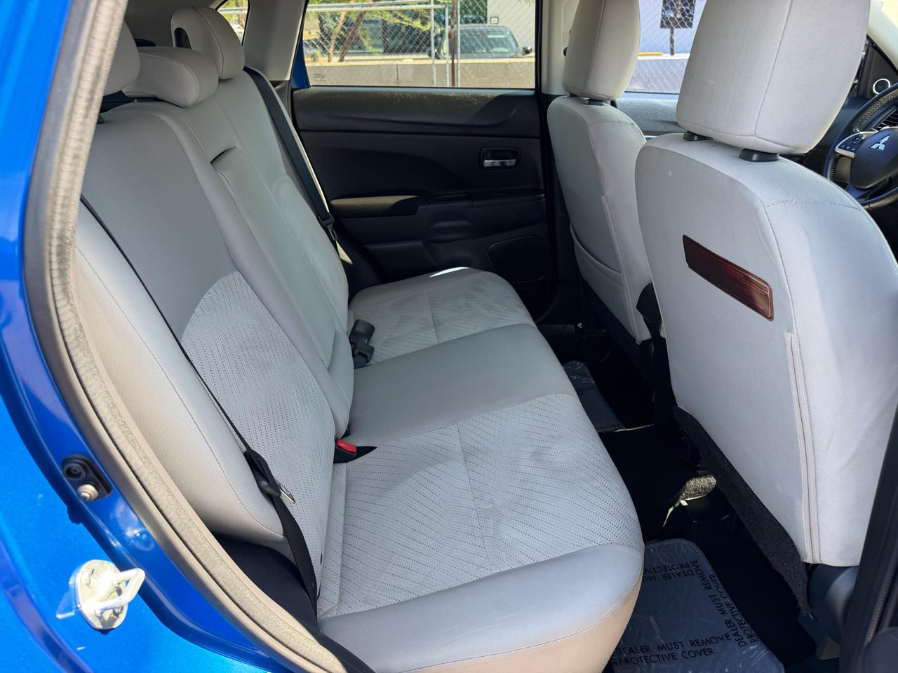 Mitsubishi Outlander Sport SE 2WD 2015