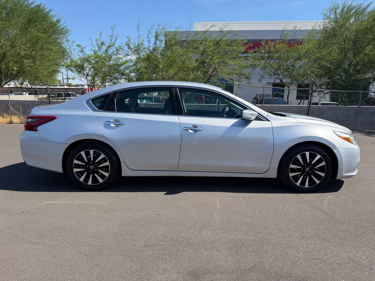 Nissan Altima 2.5 SV 2018