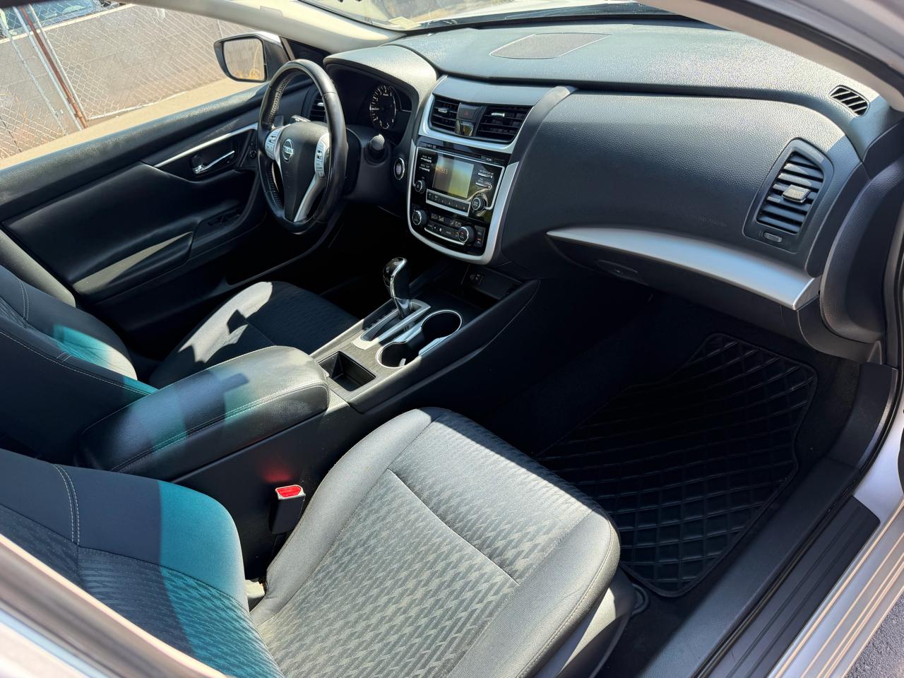 Nissan Altima 2.5 SV 2018