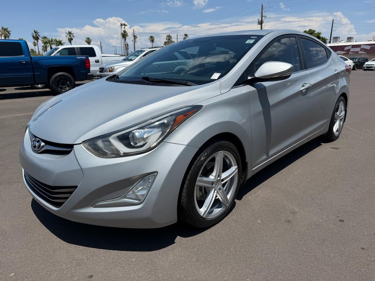 Hyundai Elantra SE 6AT 2015
