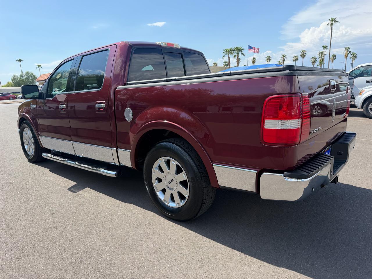 Lincoln Mark LT 2WD 2006