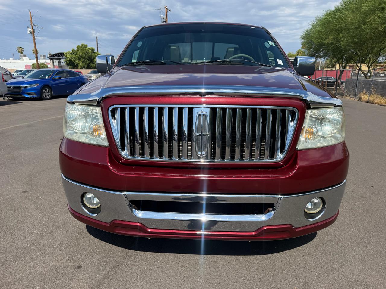Lincoln Mark LT 2WD 2006
