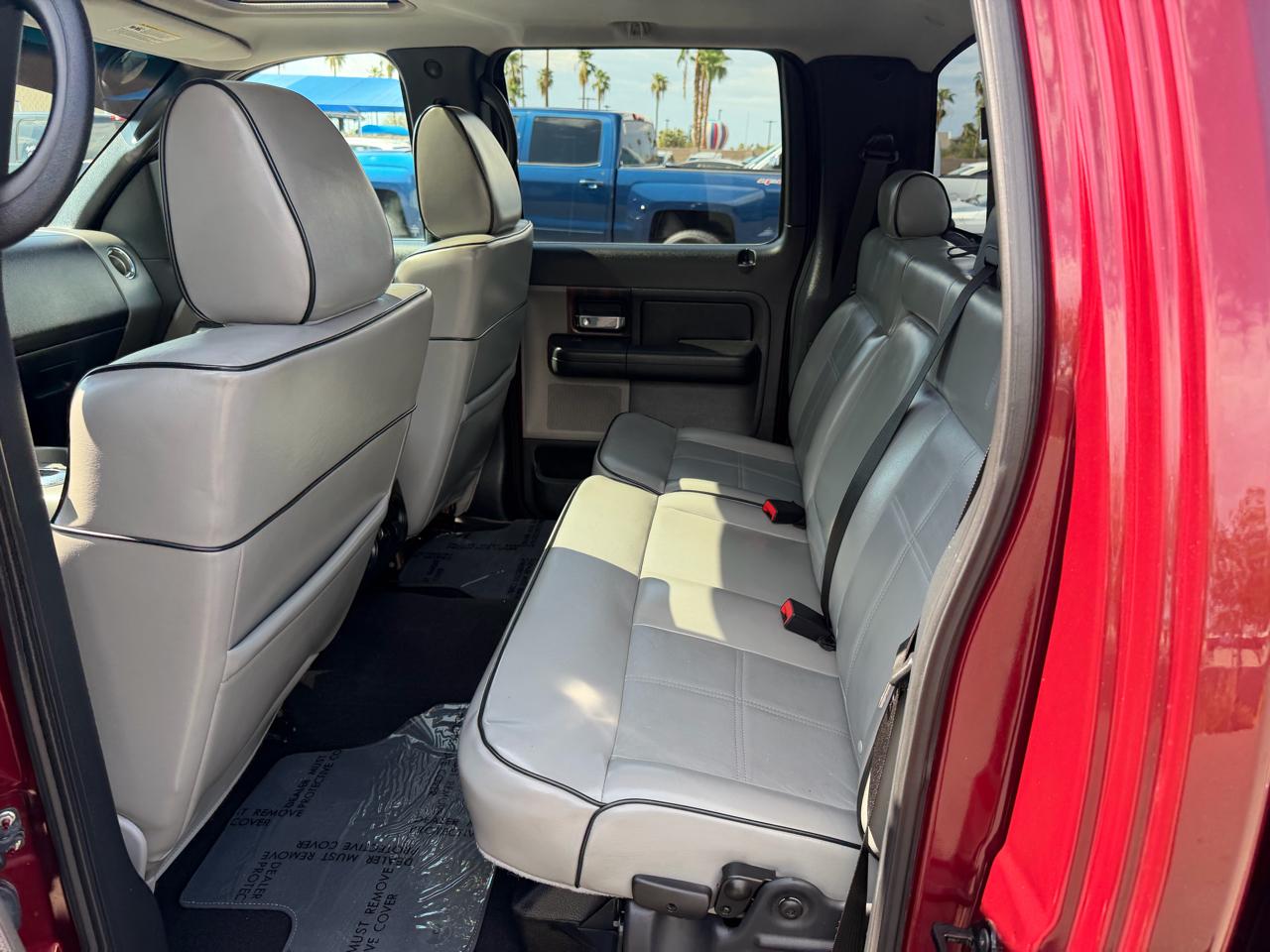 Lincoln Mark LT 2WD 2006