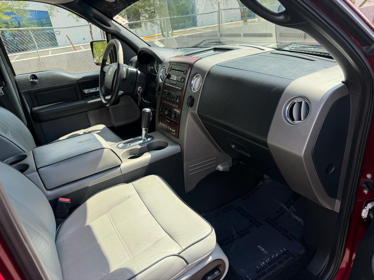Lincoln Mark LT 2WD 2006