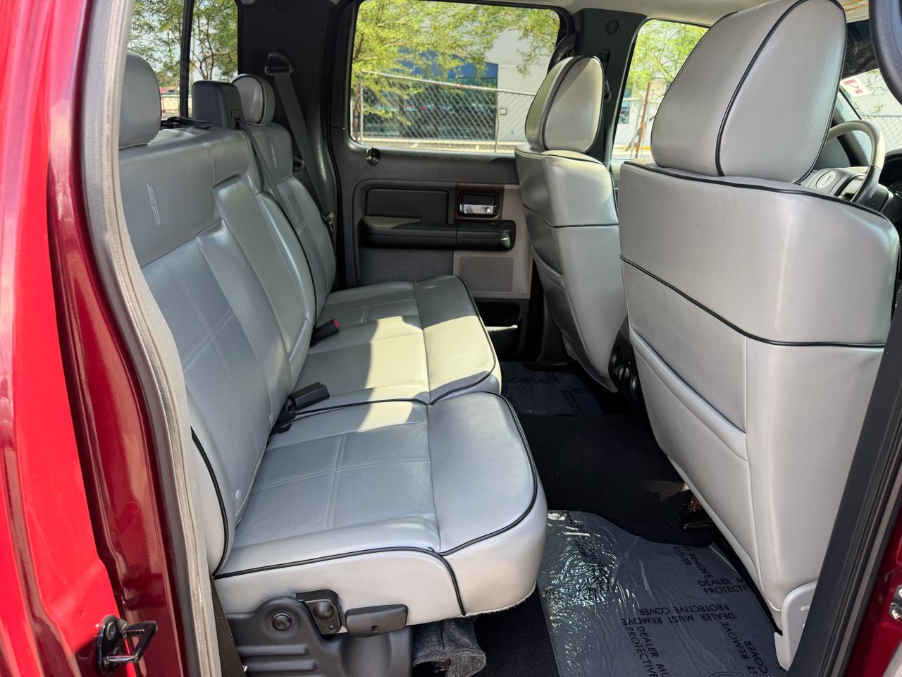 Lincoln Mark LT 2WD 2006