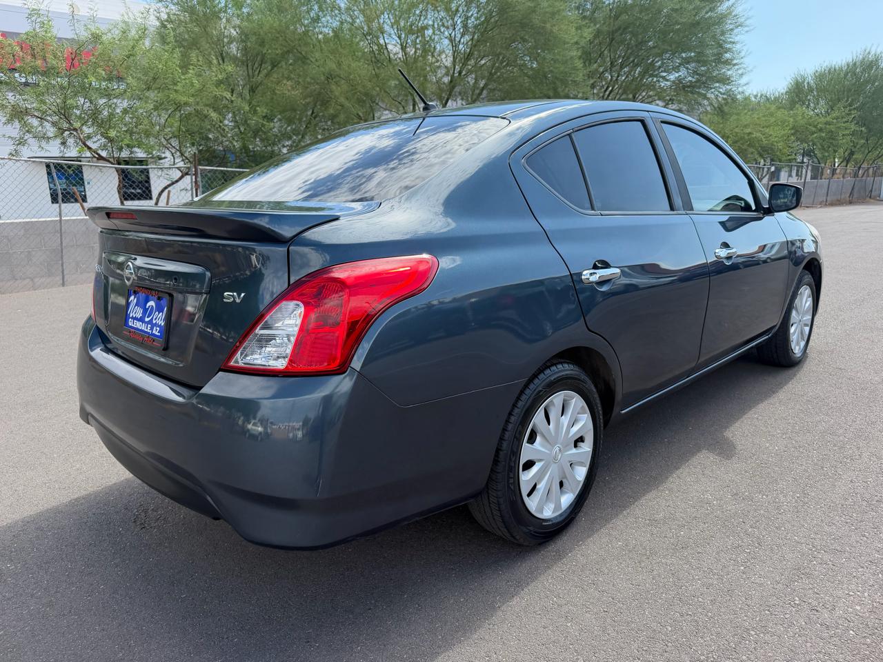 Nissan Versa 1.6 S 5M 2017