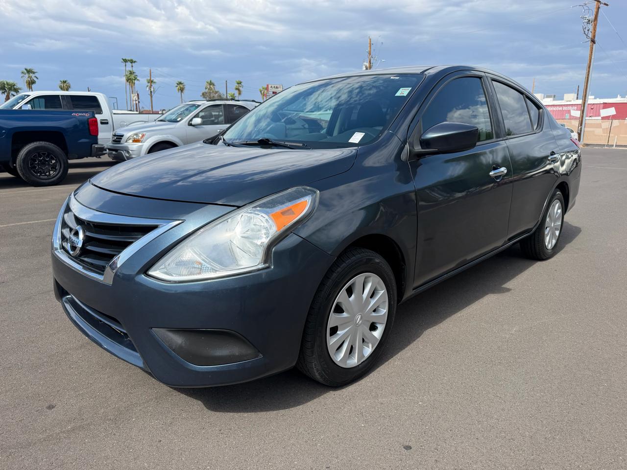 Nissan Versa 1.6 S 5M 2017
