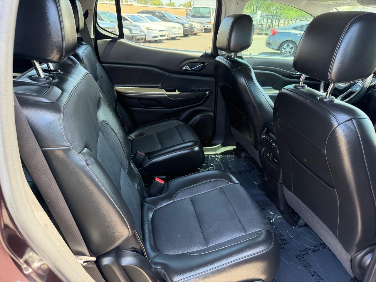 GMC Acadia SLT 2020
