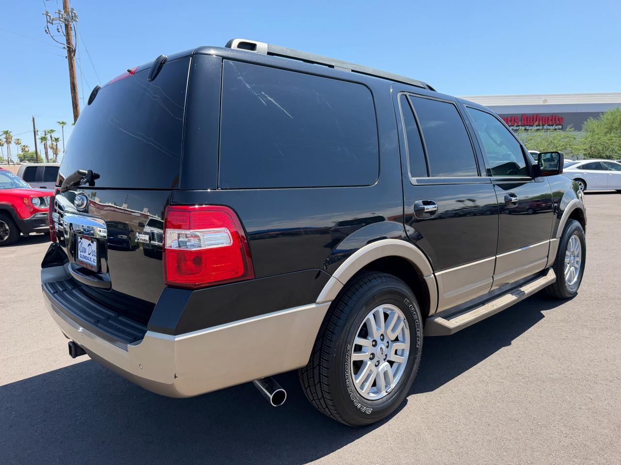 Ford Expedition XLT 4WD 2014