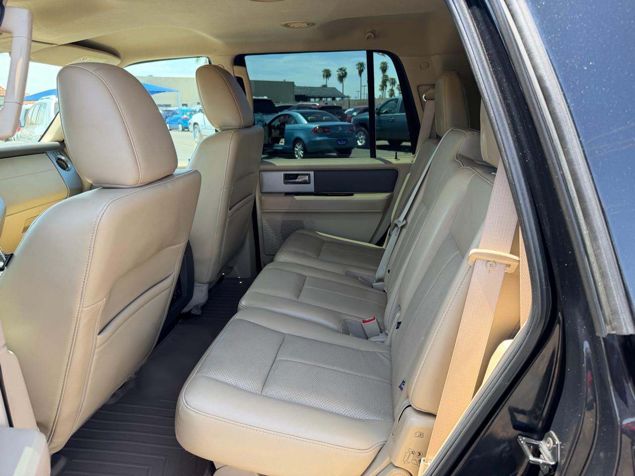 Ford Expedition XLT 4WD 2014