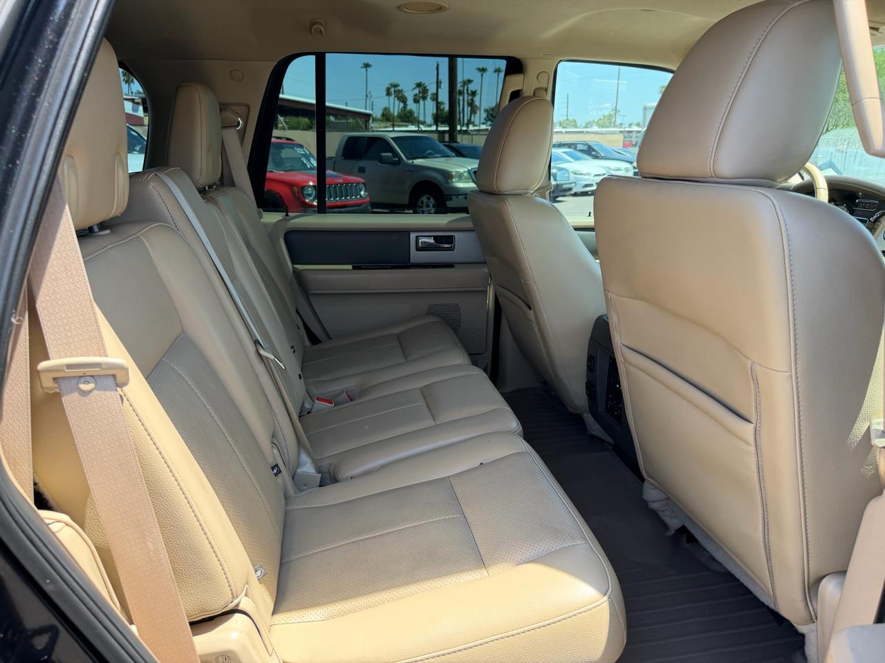 Ford Expedition XLT 4WD 2014