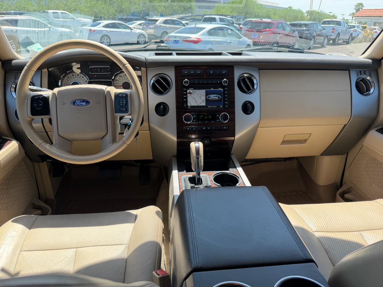 Ford Expedition XLT 4WD 2014