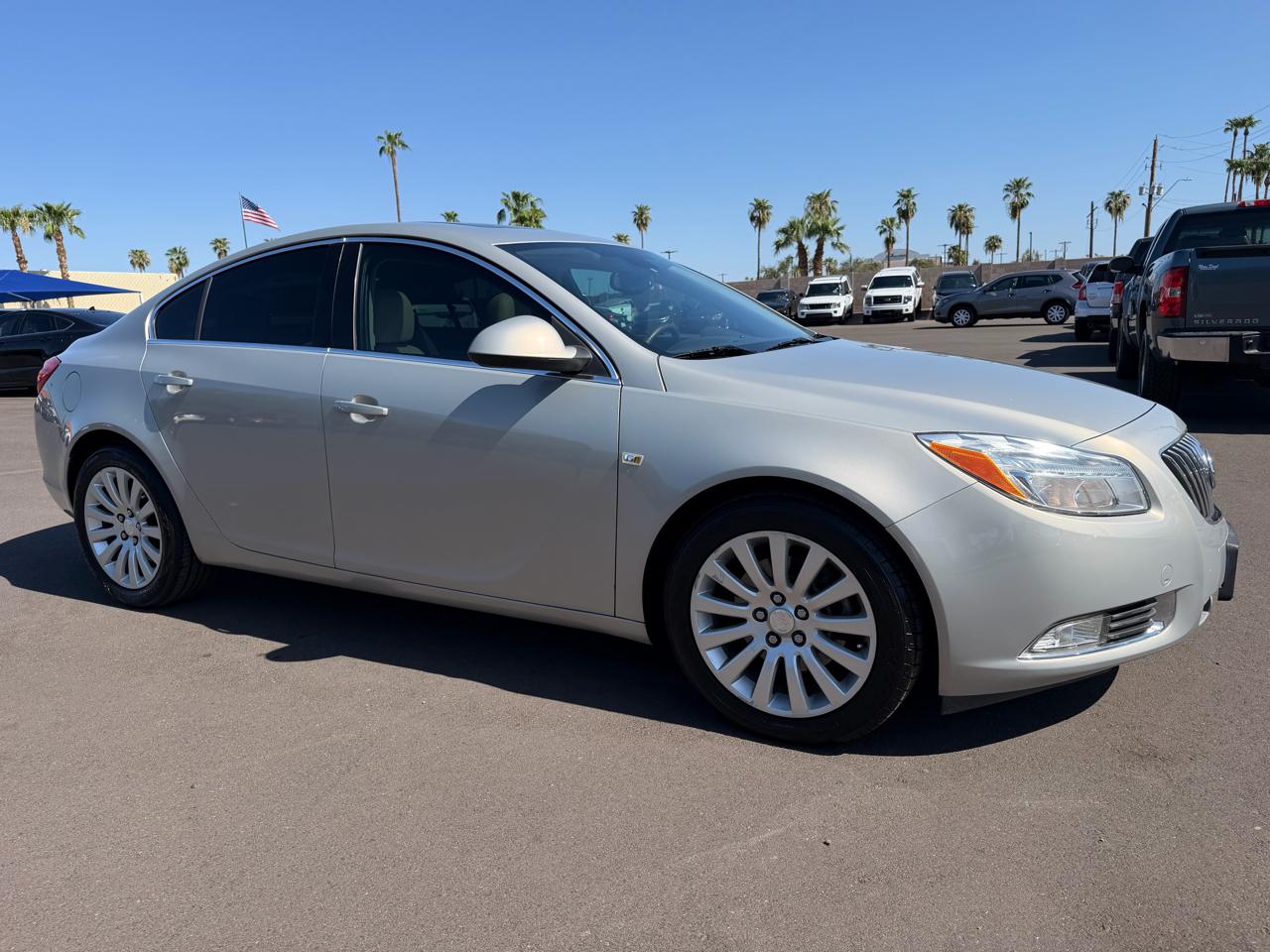 Buick Regal CXL Turbo - 2XT 2011