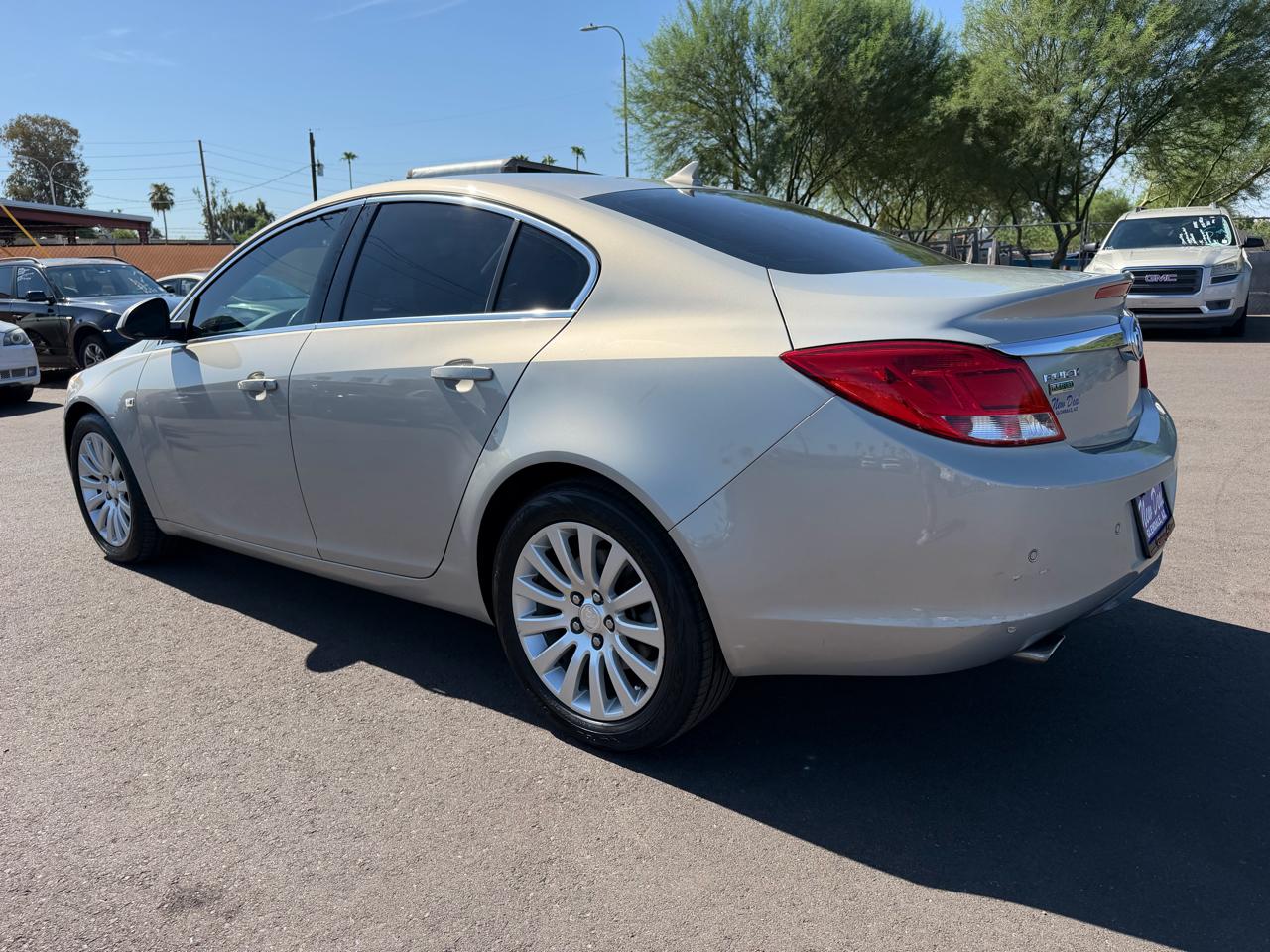 Buick Regal CXL Turbo - 2XT 2011