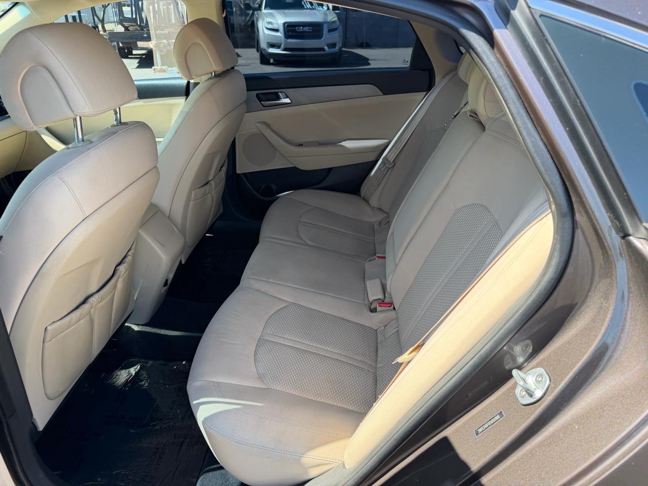 Hyundai Sonata SE 2015