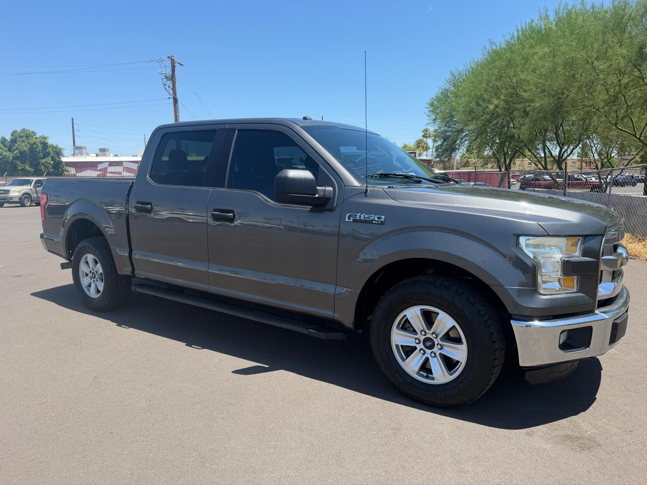 2016 Ford F-150 2WD SuperCrew 139" XL
