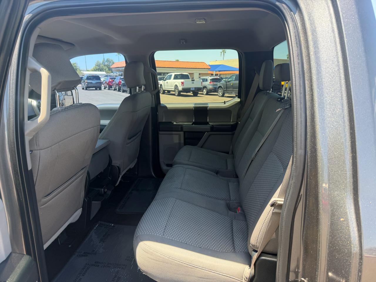 Ford F-150 2WD SuperCrew 139" XL 2016