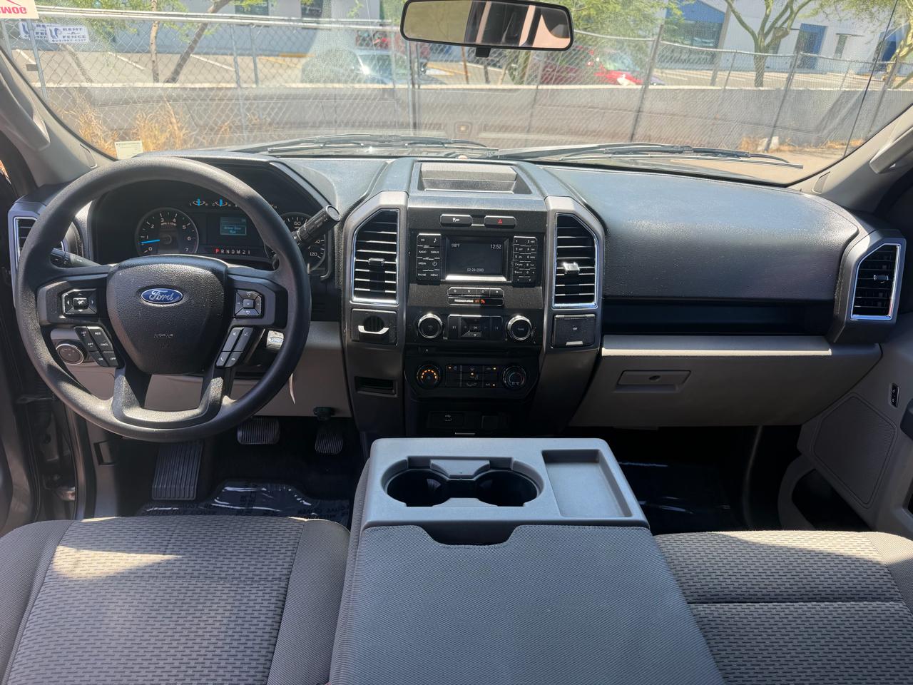 Ford F-150 2WD SuperCrew 139" XL 2016