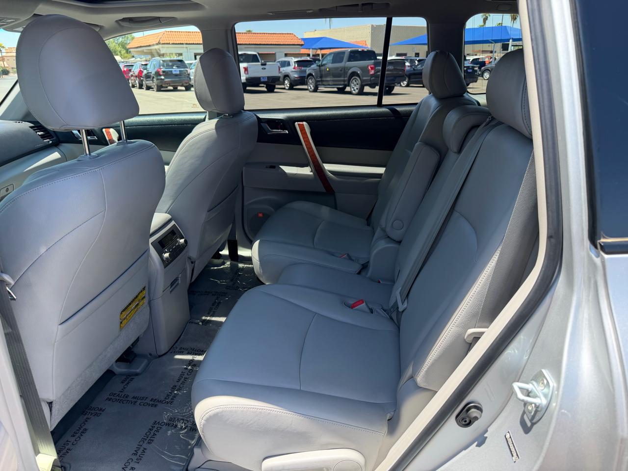 Toyota Highlander Limited 2WD 2009