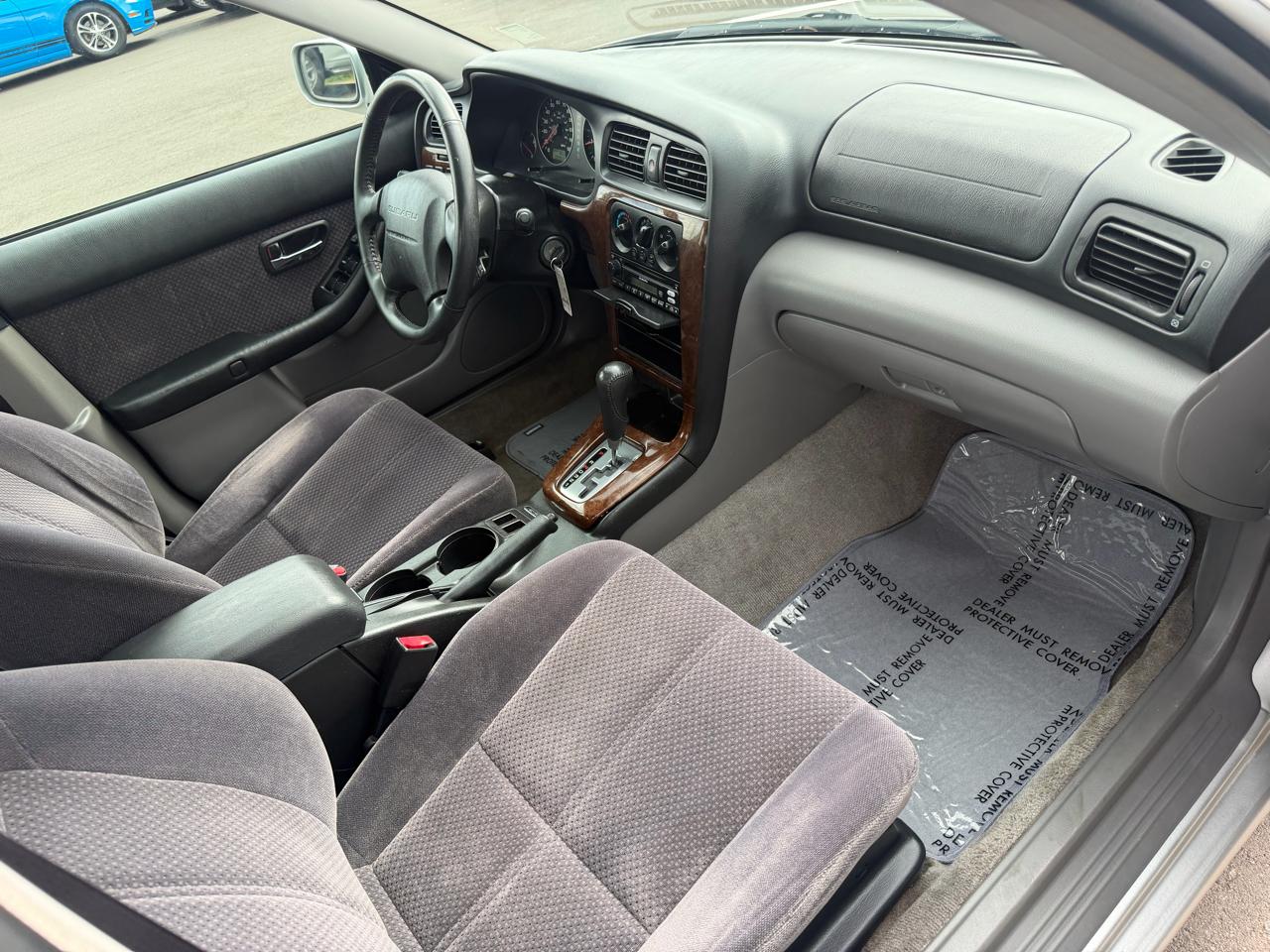 Subaru Legacy L 2003