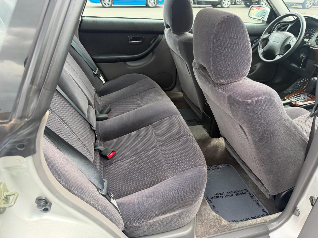 Subaru Legacy L 2003