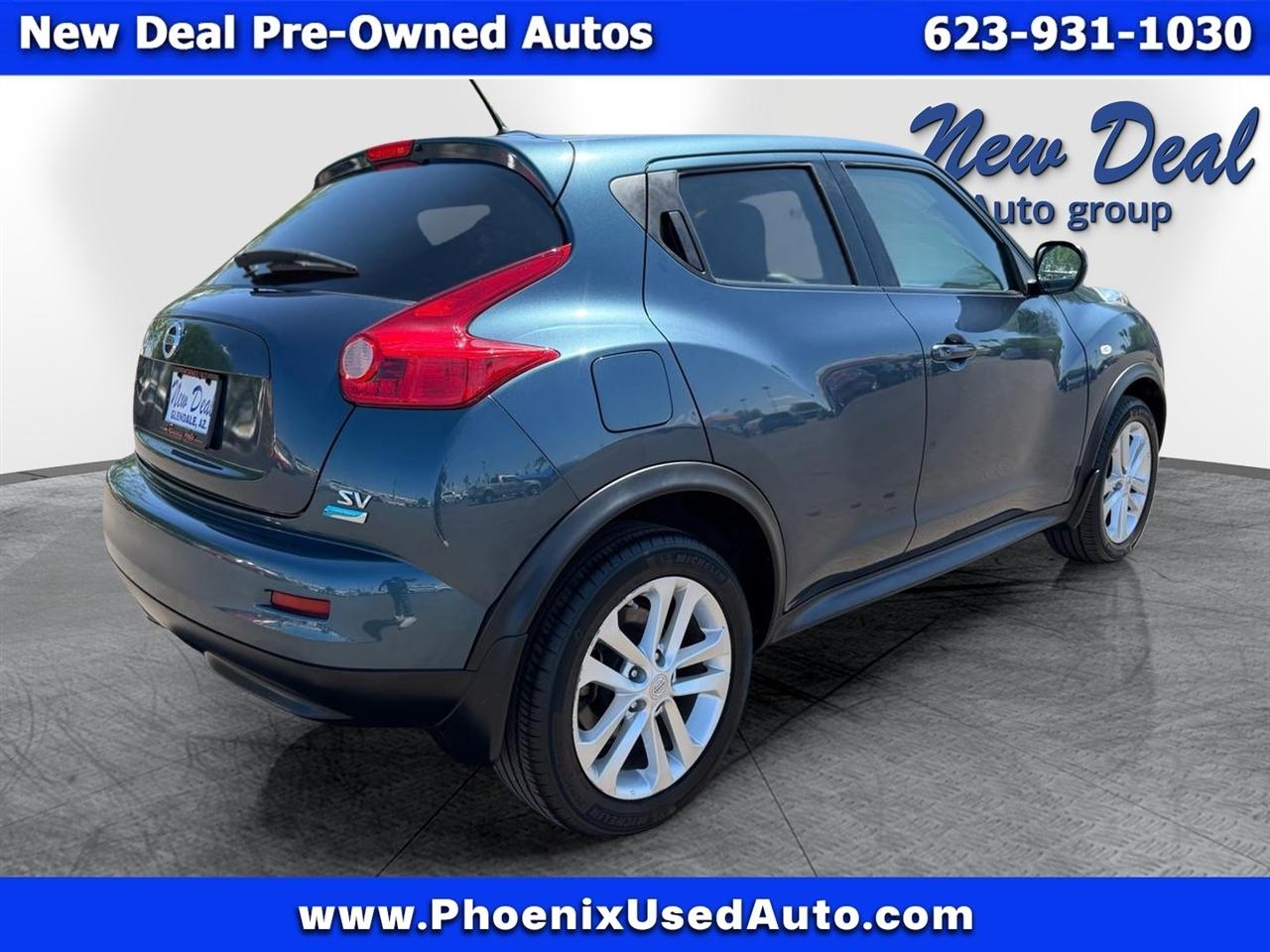 Nissan Juke S FWD 2012