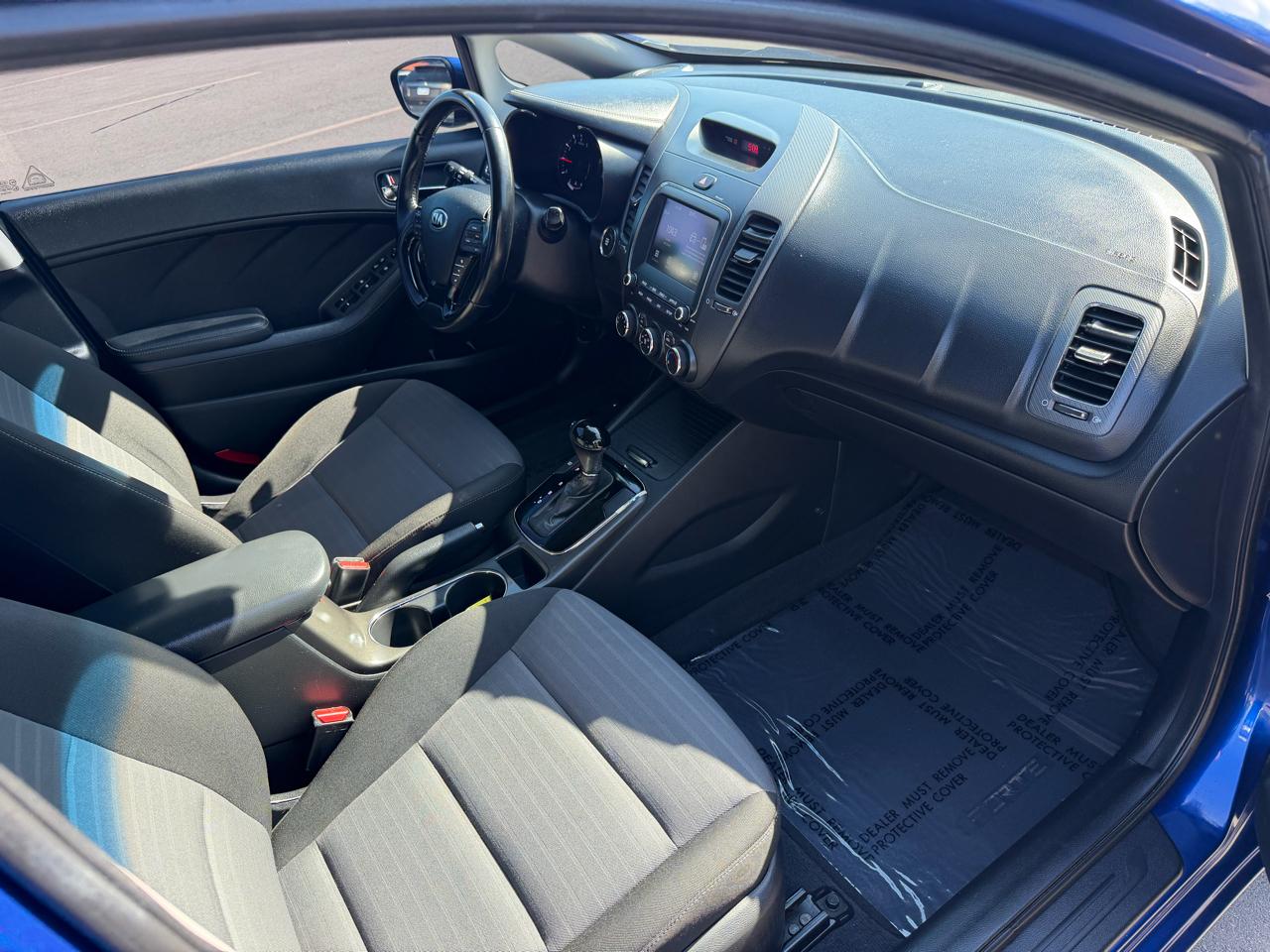 Kia Forte LX 6A 2017
