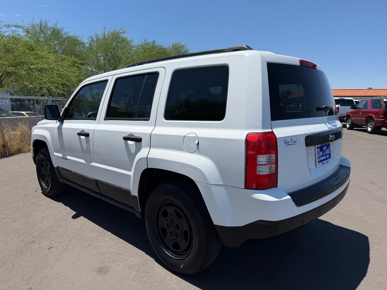 Jeep Patriot 2WD 2011