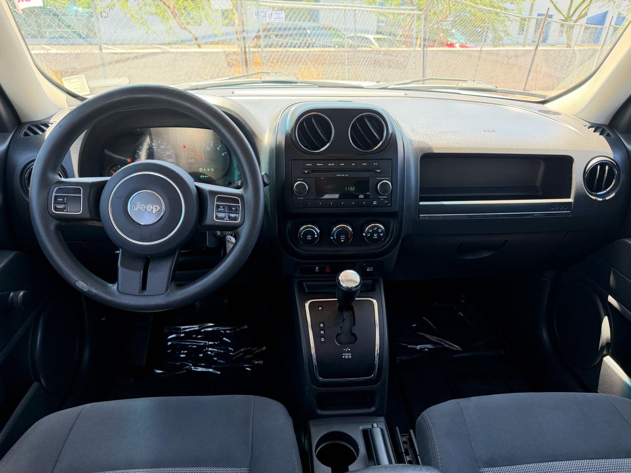 Jeep Patriot 2WD 2011