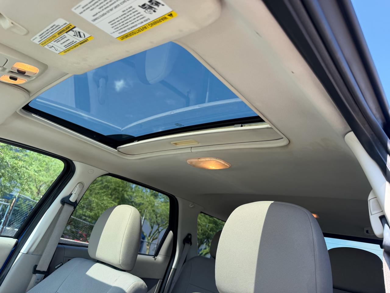 Ford Escape XLT FWD 2012